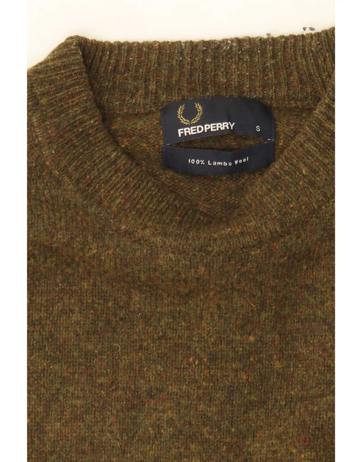 Maglione maglione girocollo da uomo Fred Perry piccolo in lana d'agnello screziata color kaki
