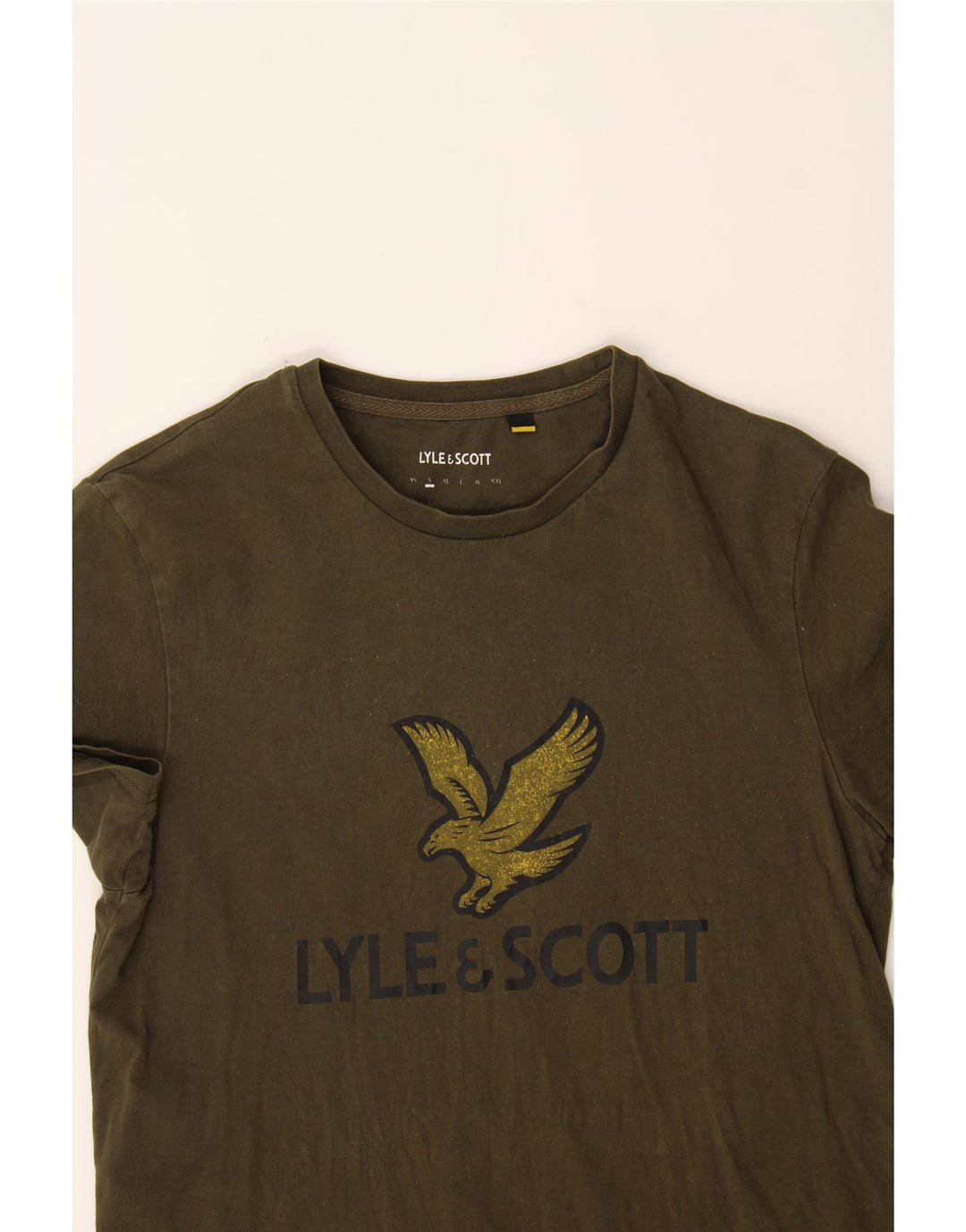 LYLE & SCOTT Mens Graphic T-Shirt Top Small Khaki Cotton Vintage Lyle & Scott and Second-Hand Lyle & Scott from Messina Hembry 
