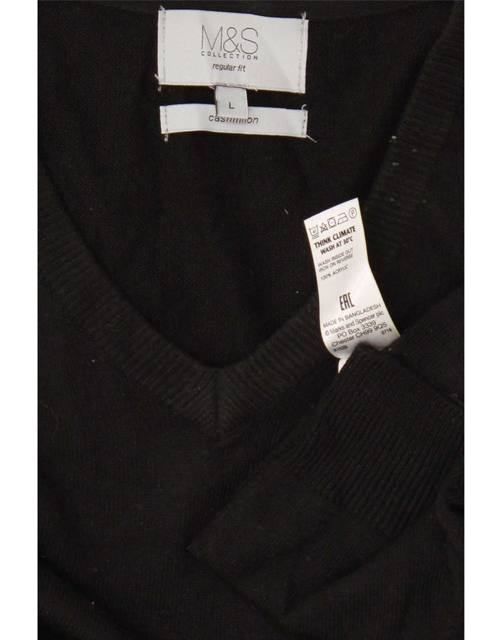Maglione da uomo Marks & Spencer vestibilità regolare con scollo a V grande acrilico nero