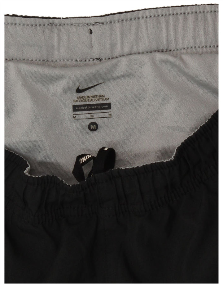 Pantaloncini sportivi da uomo Nike Medium Black Colourblock poliestere sportivo