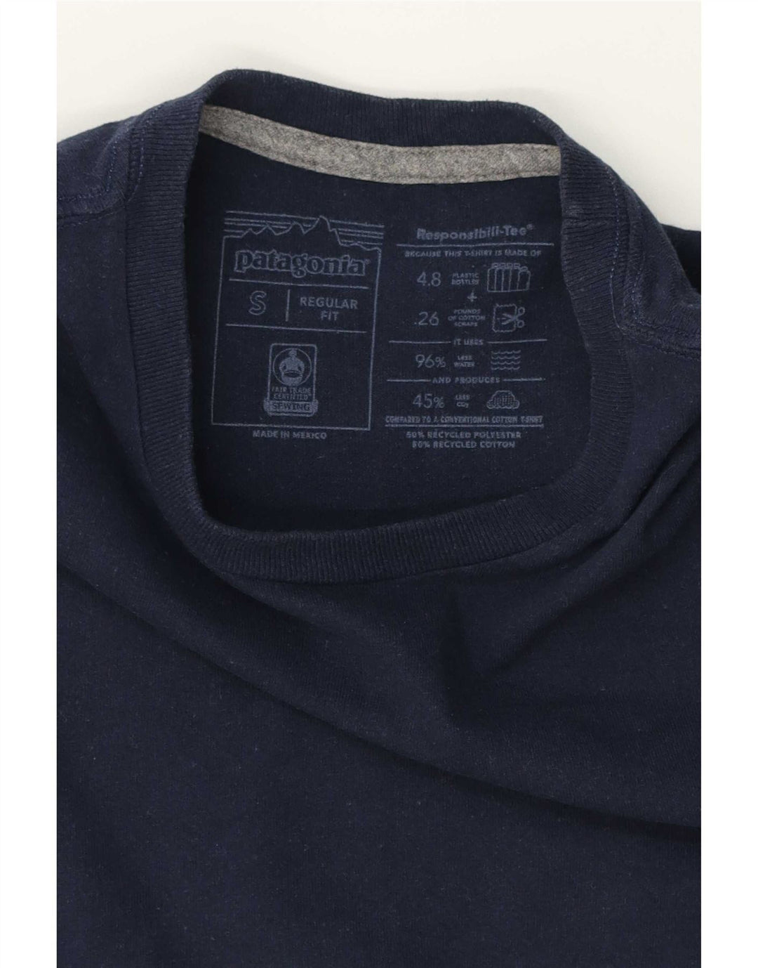 Patagonia T-shirt grafica da uomo con vestibilità regolare, top piccolo in poliestere blu navy