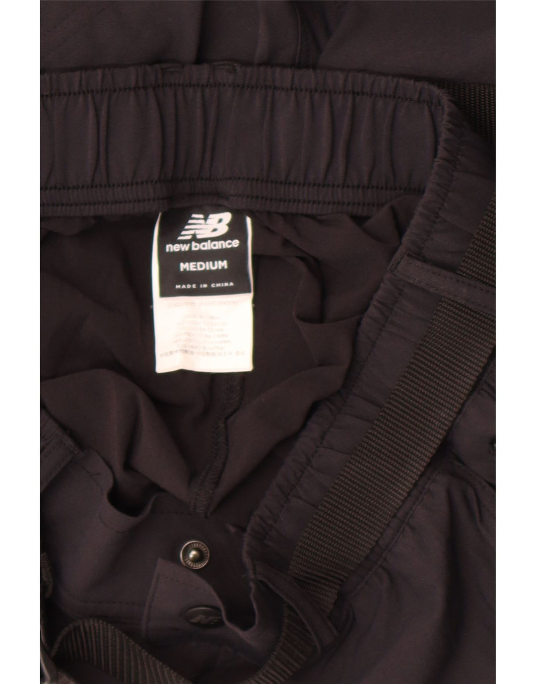 Pantaloni dritti da uomo New Balance medi W30 L30 nylon nero