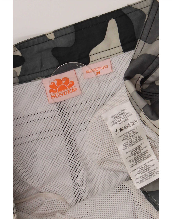 Pantaloncini da bagno regolari da uomo Sundek, grandi, in poliestere mimetico grigio