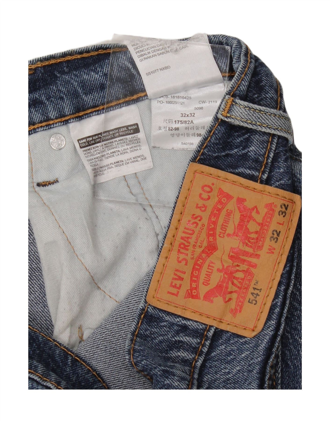 LEVI'S Mens 541 Straight Jeans W32 L32 Blue Vintage Levi's and Second-Hand Levi's from Messina Hembry 