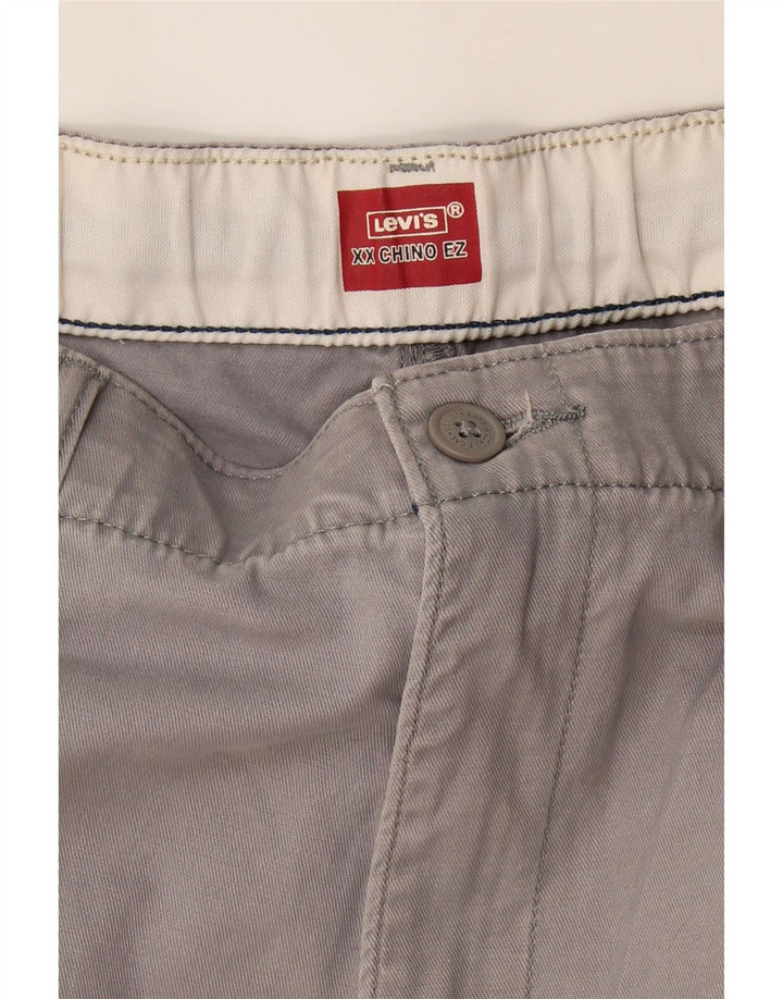 LEVI'S Mens Chino Shorts 2XL W44 Grey Cotton Vintage Levi's and Second-Hand Levi's from Messina Hembry 