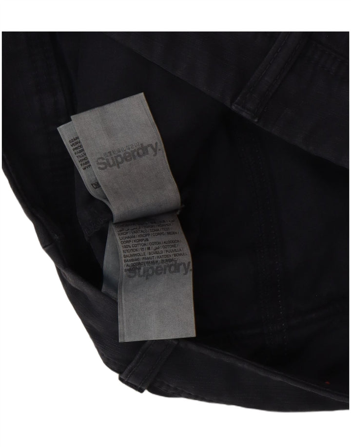 Pantaloncini cargo da donna Superdry XS W28 in cotone nero