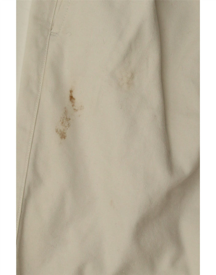 VINTAGE Womens Pegged Chino Shorts W31 Medium Off White Cotton Vintage Vintage and Second-Hand Vintage from Messina Hembry 