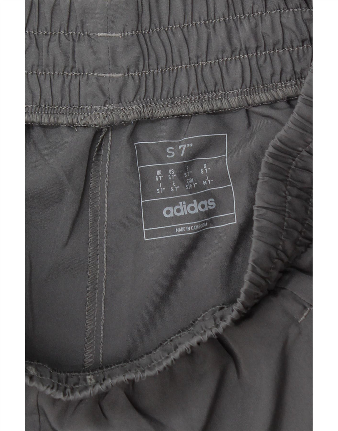 Pantaloncini sportivi Adidas Aeroready da uomo piccoli grigi