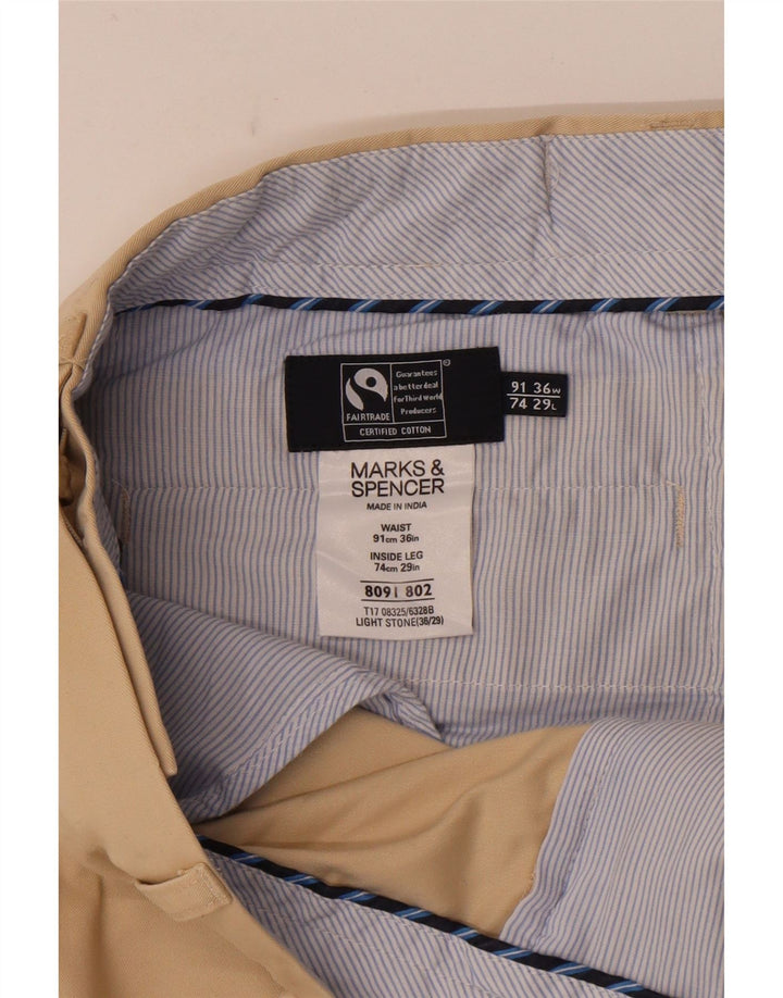 Pantaloni da abito dritti da uomo Marks & Spencer W36 L29 in cotone beige