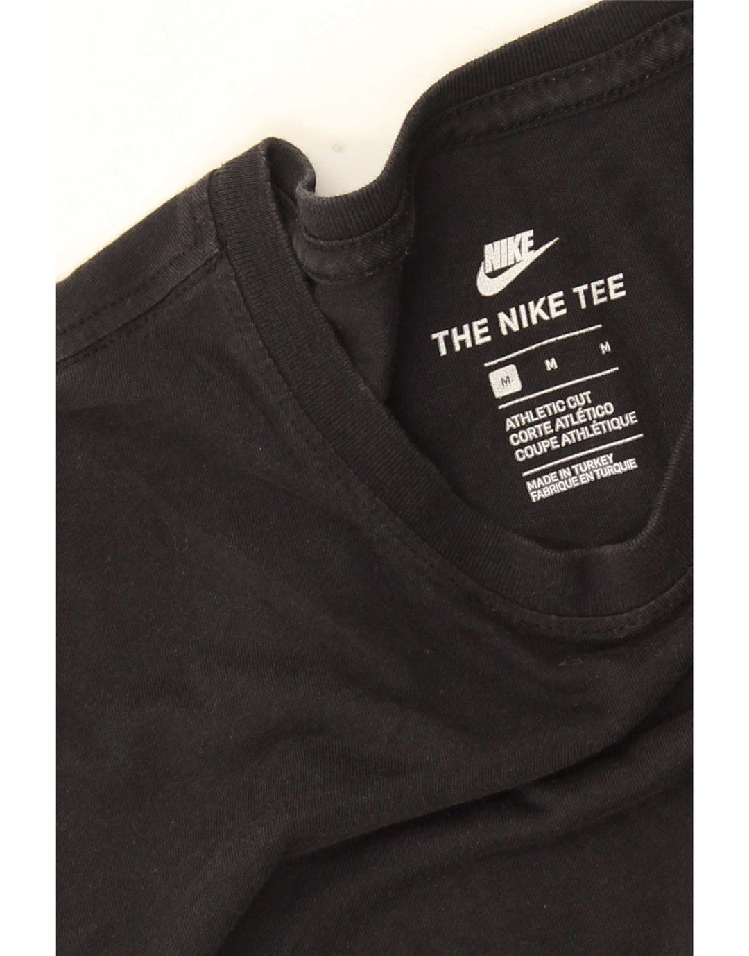 T-shirt Nike da uomo dal taglio atletico, colore nero medio