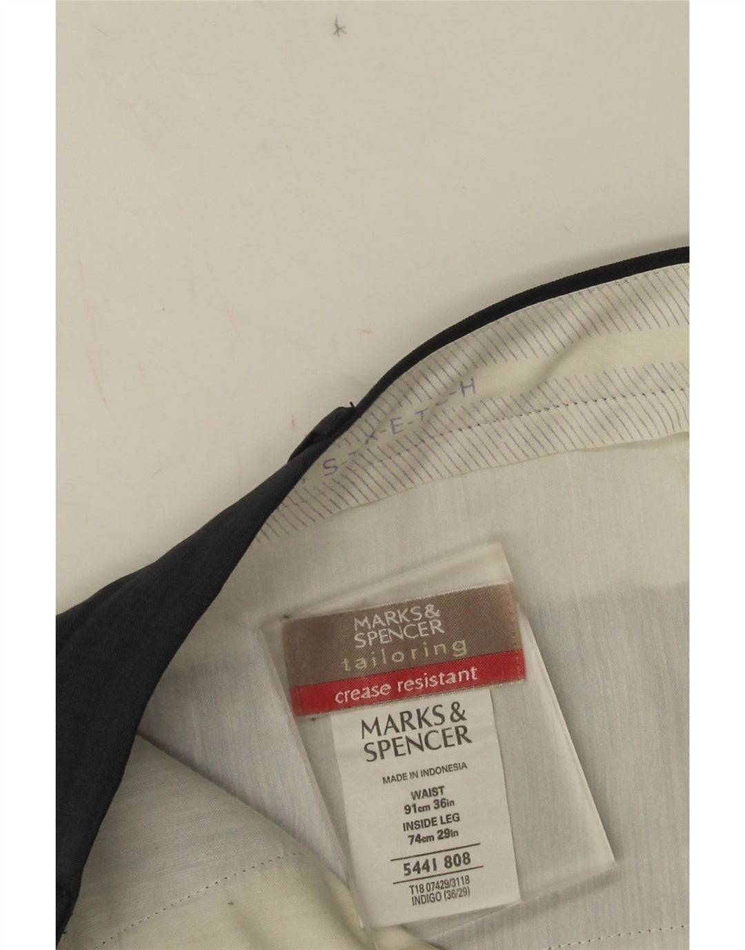 Pantaloni da abito dritti da uomo Marks & Spencer W36 L29 poliestere blu navy