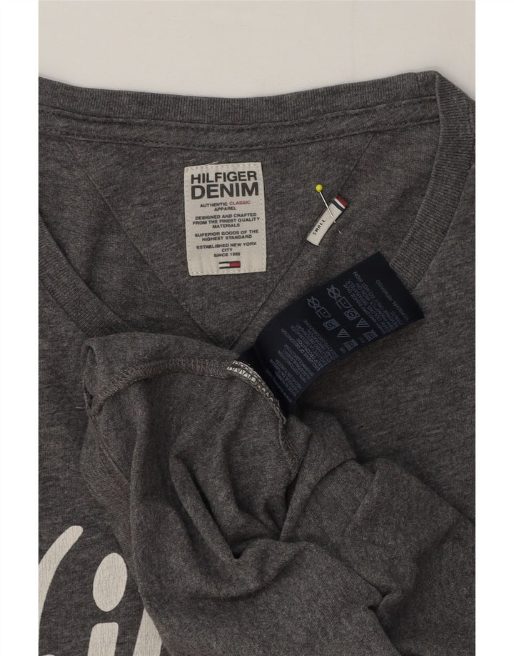 Tommy Hilfiger Maglietta grafica da uomo a maniche lunghe in cotone chiazzato grigio piccolo