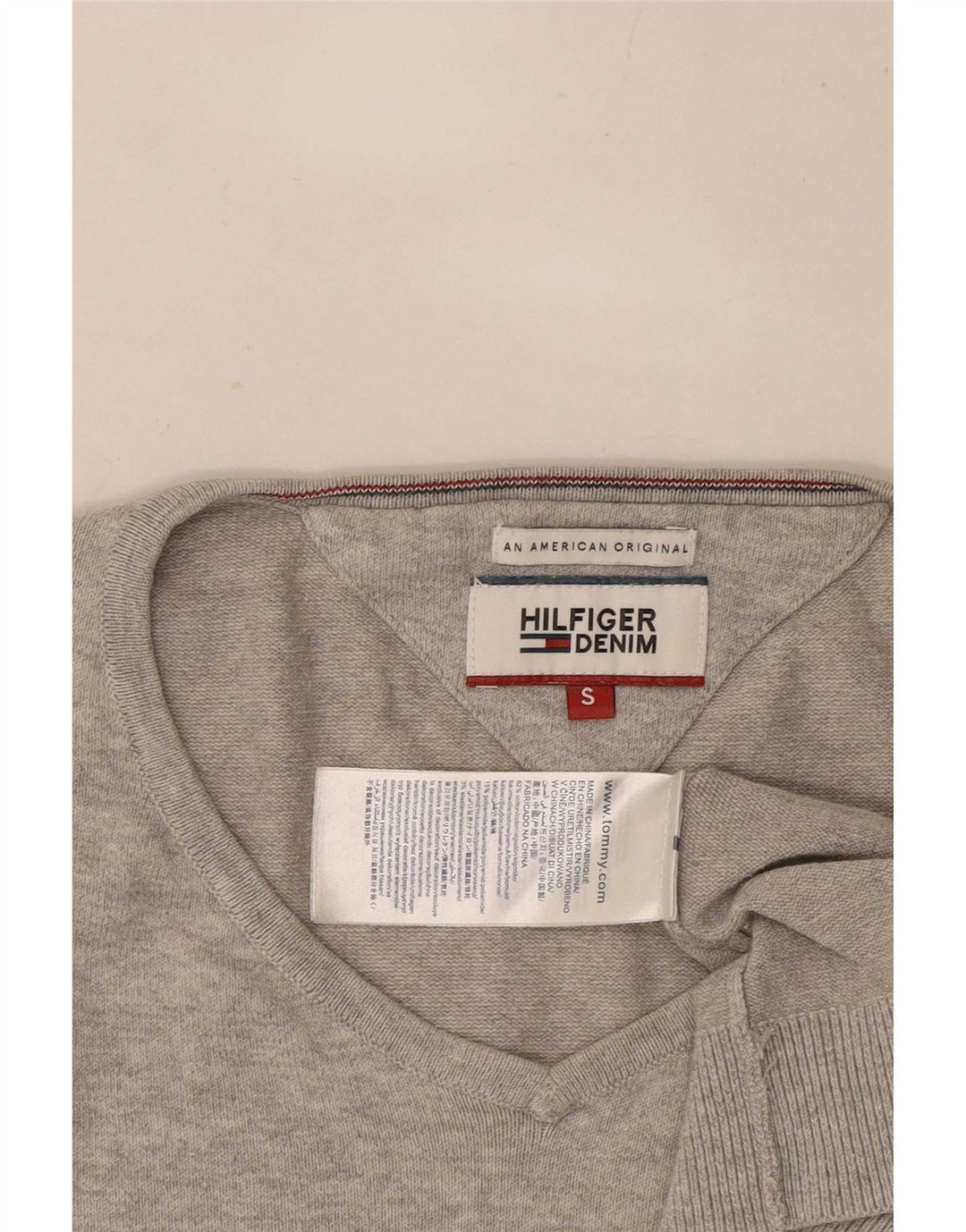 Maglione maglione con scollo a V da uomo Tommy Hilfiger piccolo cotone grigio