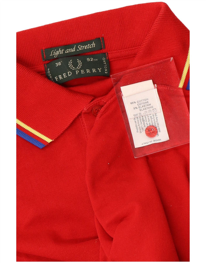 Polo Fred Perry da uomo leggera ed elasticizzata XS in cotone rosso