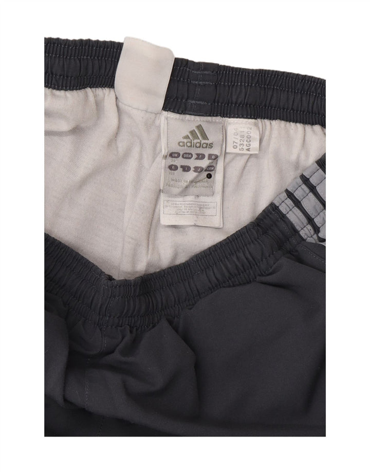 Pantaloni da tuta da uomo Adidas Joggers in poliestere grigio medio