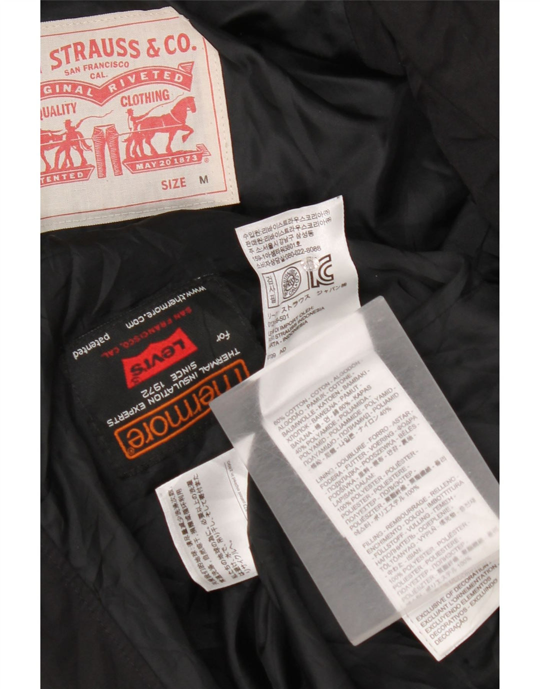 Giacca imbottita con cappuccio da uomo Levi's UK 38 cotone nero medio