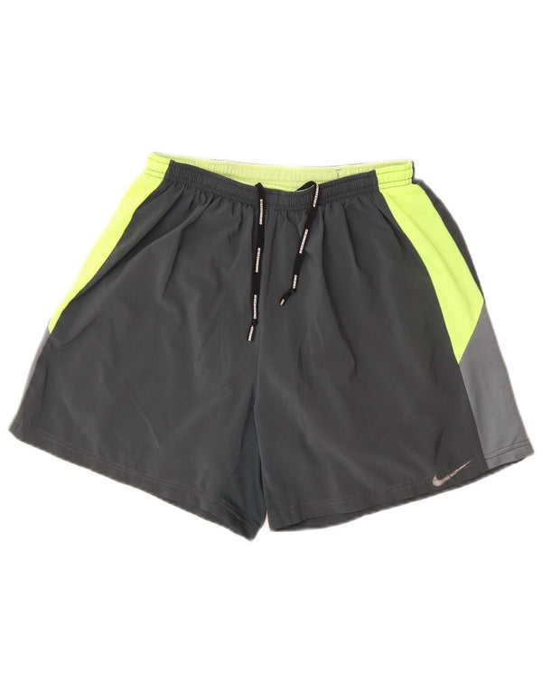 Pantaloncini sportivi Nike Dri Fit da uomo color grigio medio