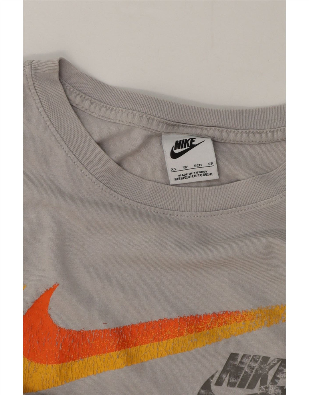 T-shirt grafica da uomo Nike Top XS in cotone grigio