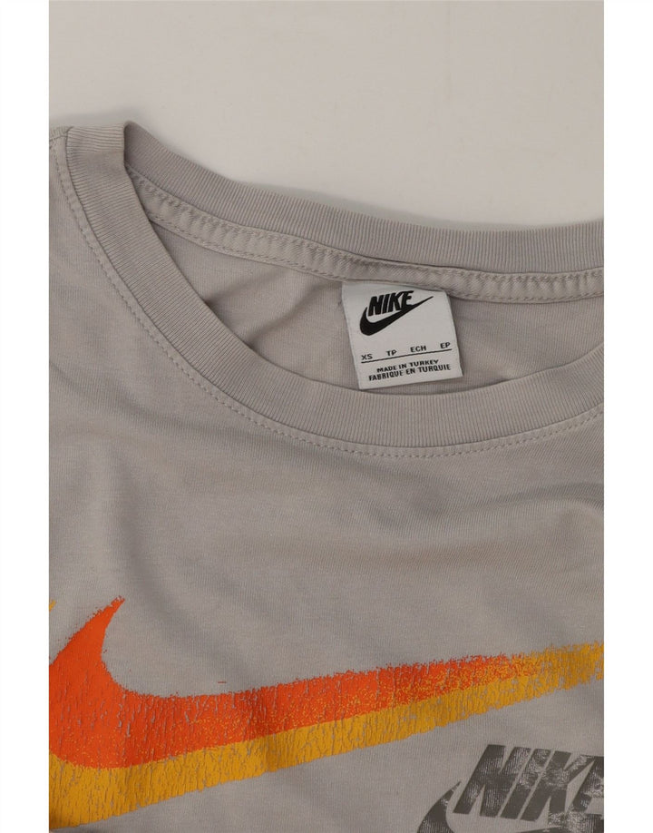 T-shirt grafica da uomo Nike Top XS in cotone grigio