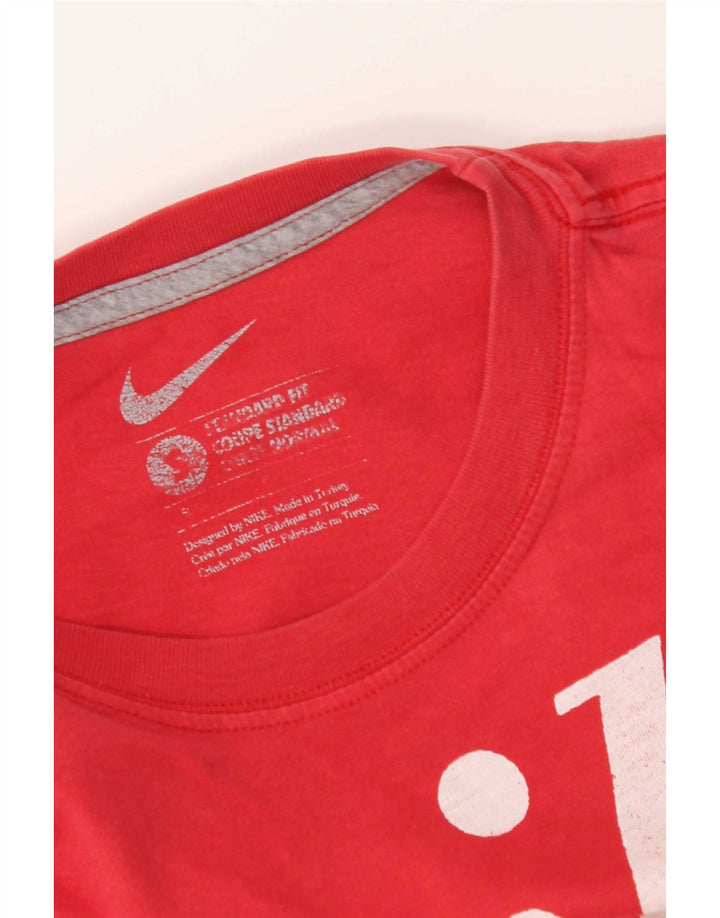 T-shirt grafica Nike da uomo con vestibilità standard, piccola, rossa