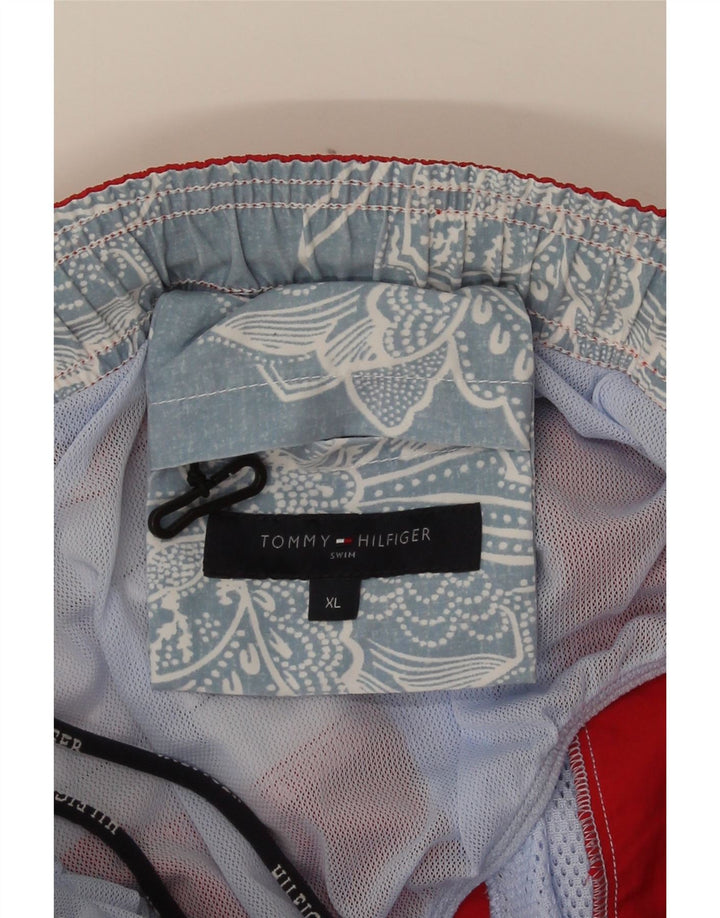 Pantaloncini da bagno da uomo Tommy Hilfiger XL rossi a righe