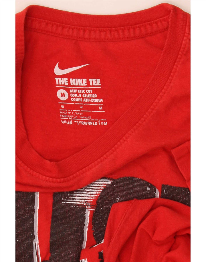 T-shirt grafica Nike da uomo con taglio atletico, colore rosso medio
