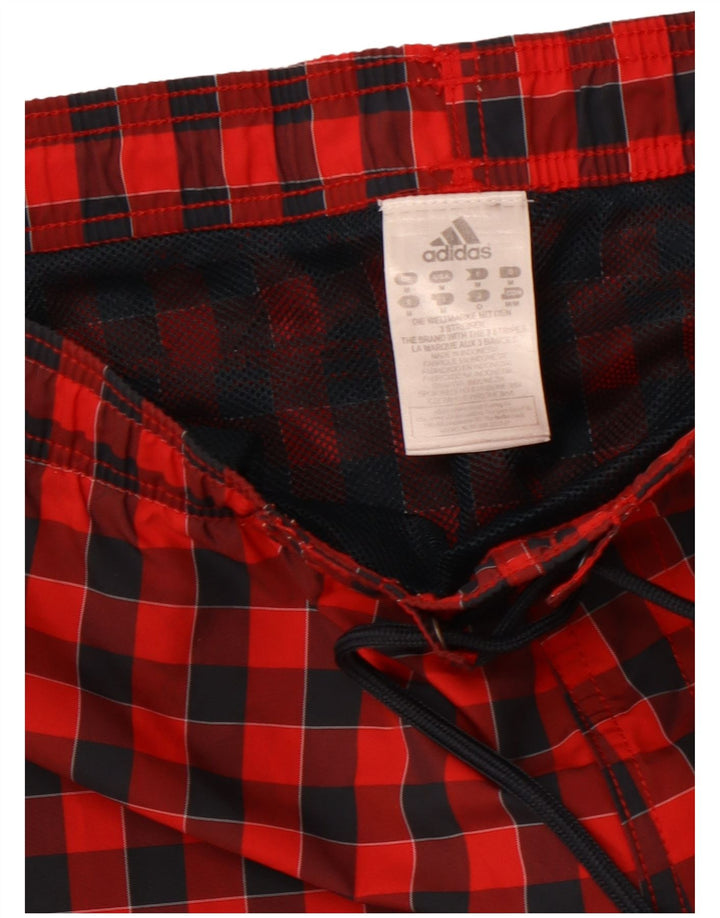 Pantaloncini da bagno da uomo ADIDAS, poliestere a quadretti rosso medio