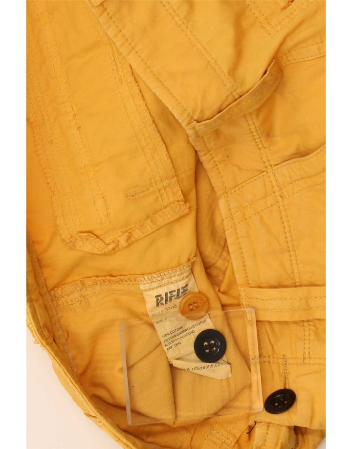 Pantaloncini cargo da uomo Rifle W33 in cotone giallo medio