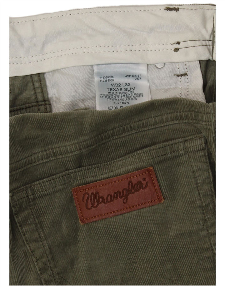 Pantaloni Wrangler da uomo Texas slim fit in velluto a coste W32 L32 cotone verde