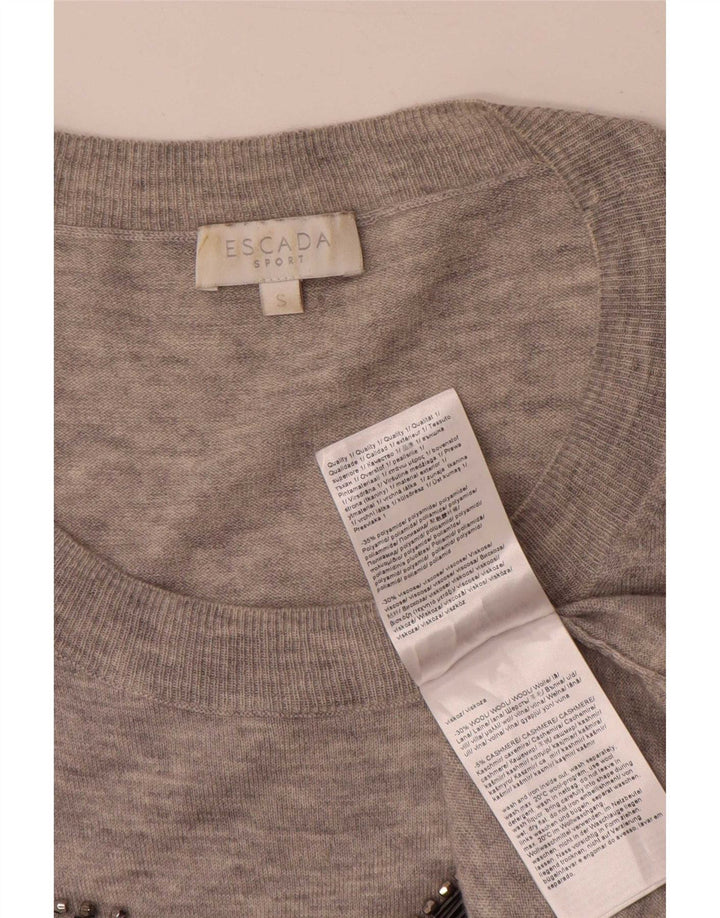 Maglione da donna con scollo a barca oversize con grafica Escada UK 10 piccolo grigio