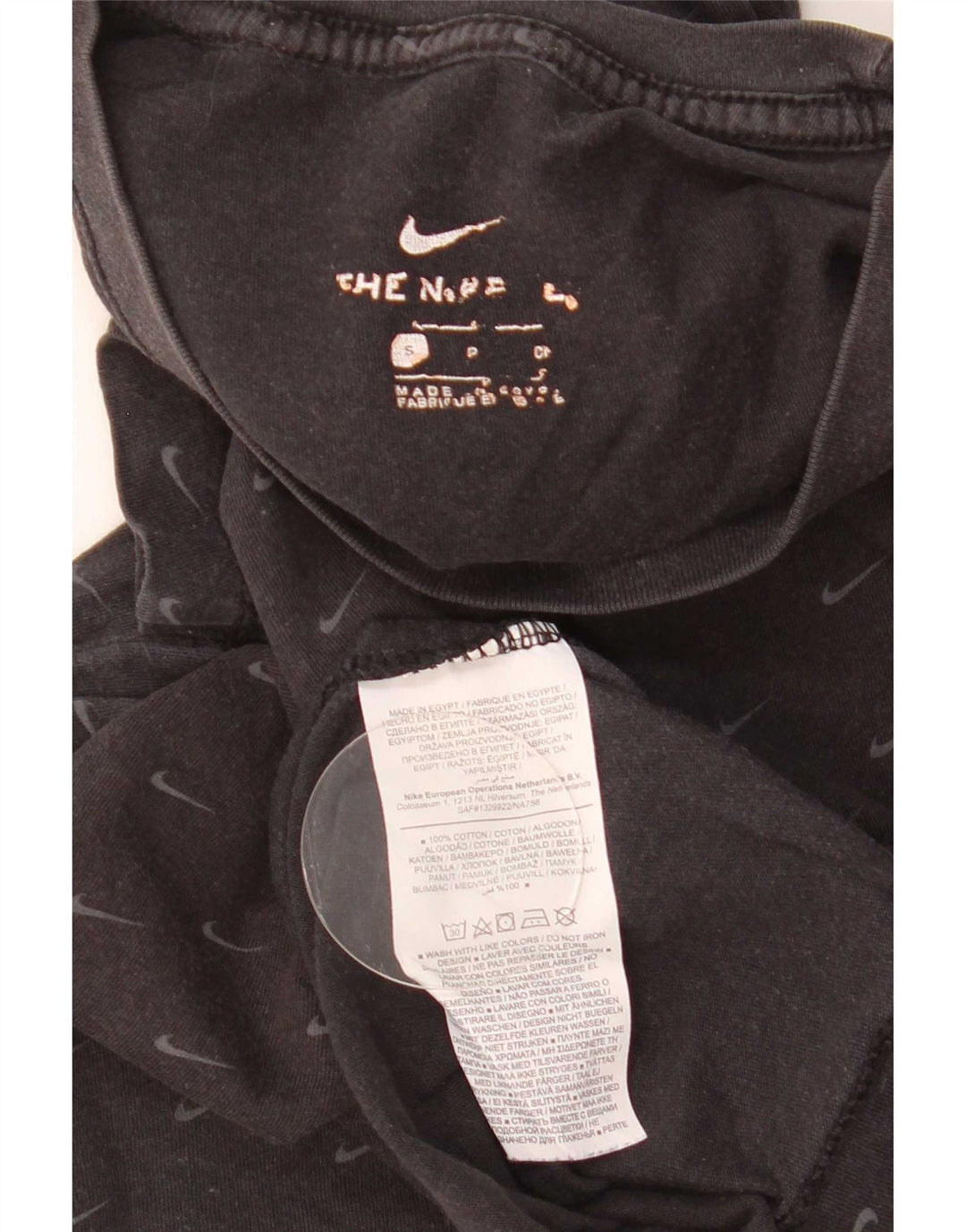T-shirt grafica da uomo Nike Top Small in cotone nero