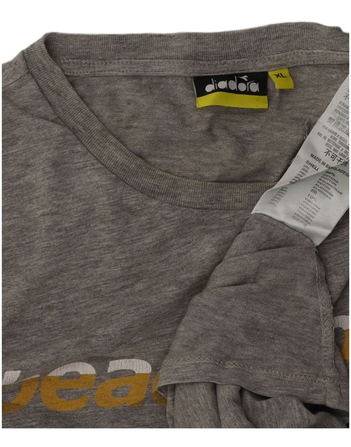 DIADORA T-shirt grafica da uomo Top XL in cotone mélange grigio