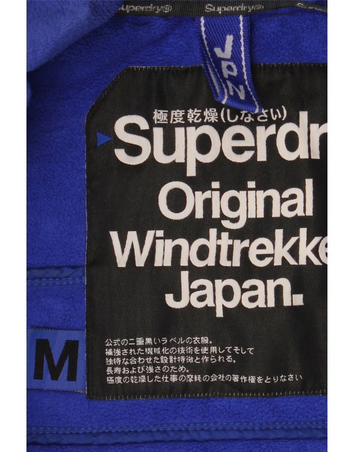 Giacca a vento con cappuccio da uomo SUPERDRY The Windtrekker UK 38 Grigio medio