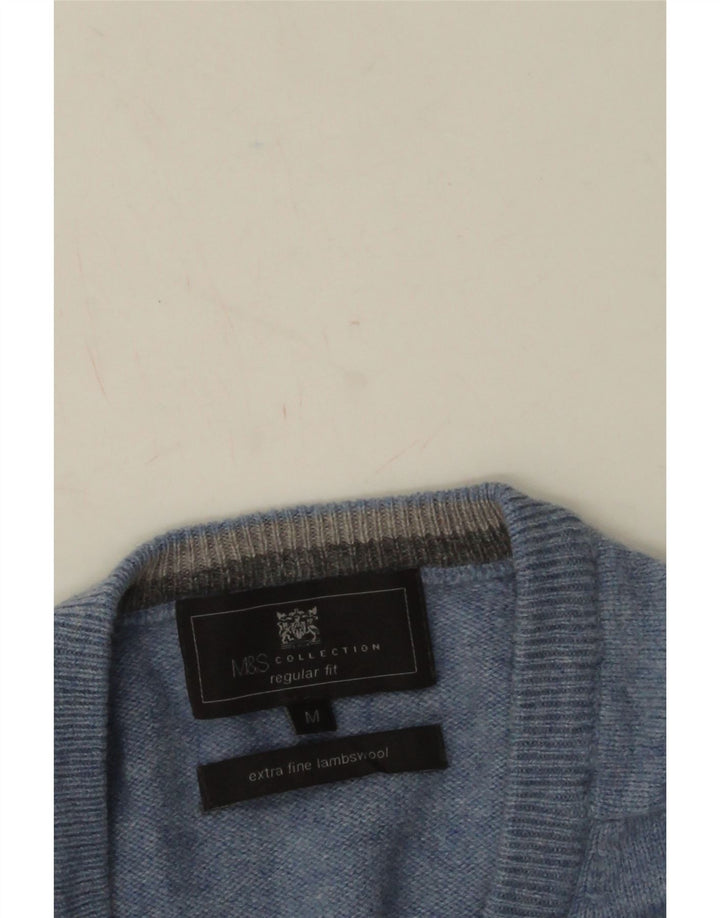 Maglione da uomo Marks & Spencer vestibilità regolare con scollo a V in lana blu medio