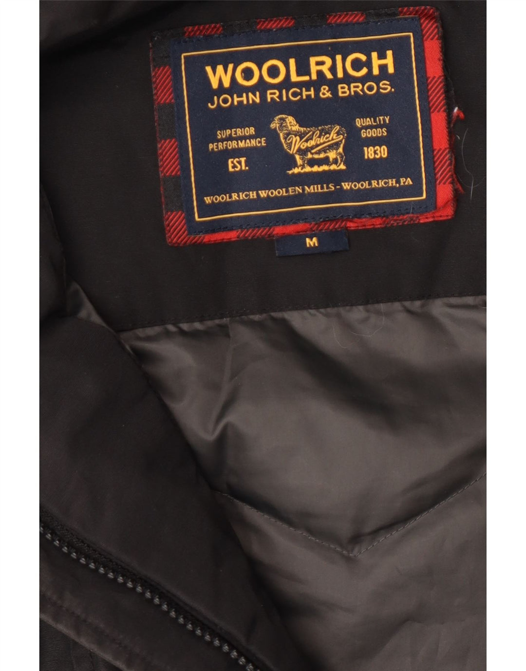 Giacca imbottita con cappuccio da donna Woolrich UK 12 media nera