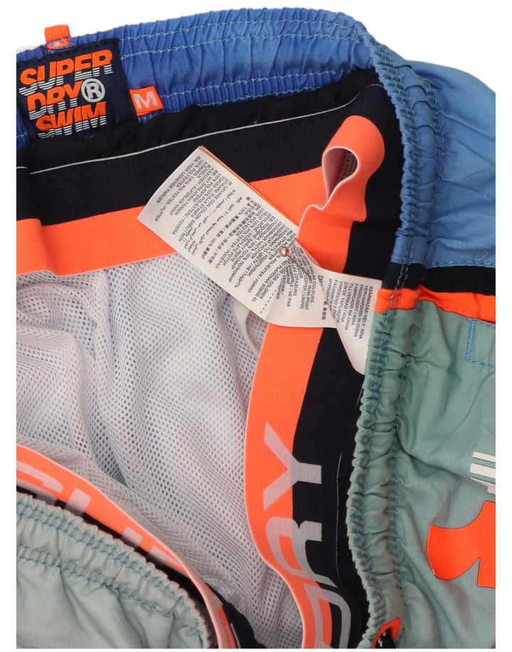 Pantaloncini da bagno da uomo Superdry con motivo grafico astratto medio multicolore