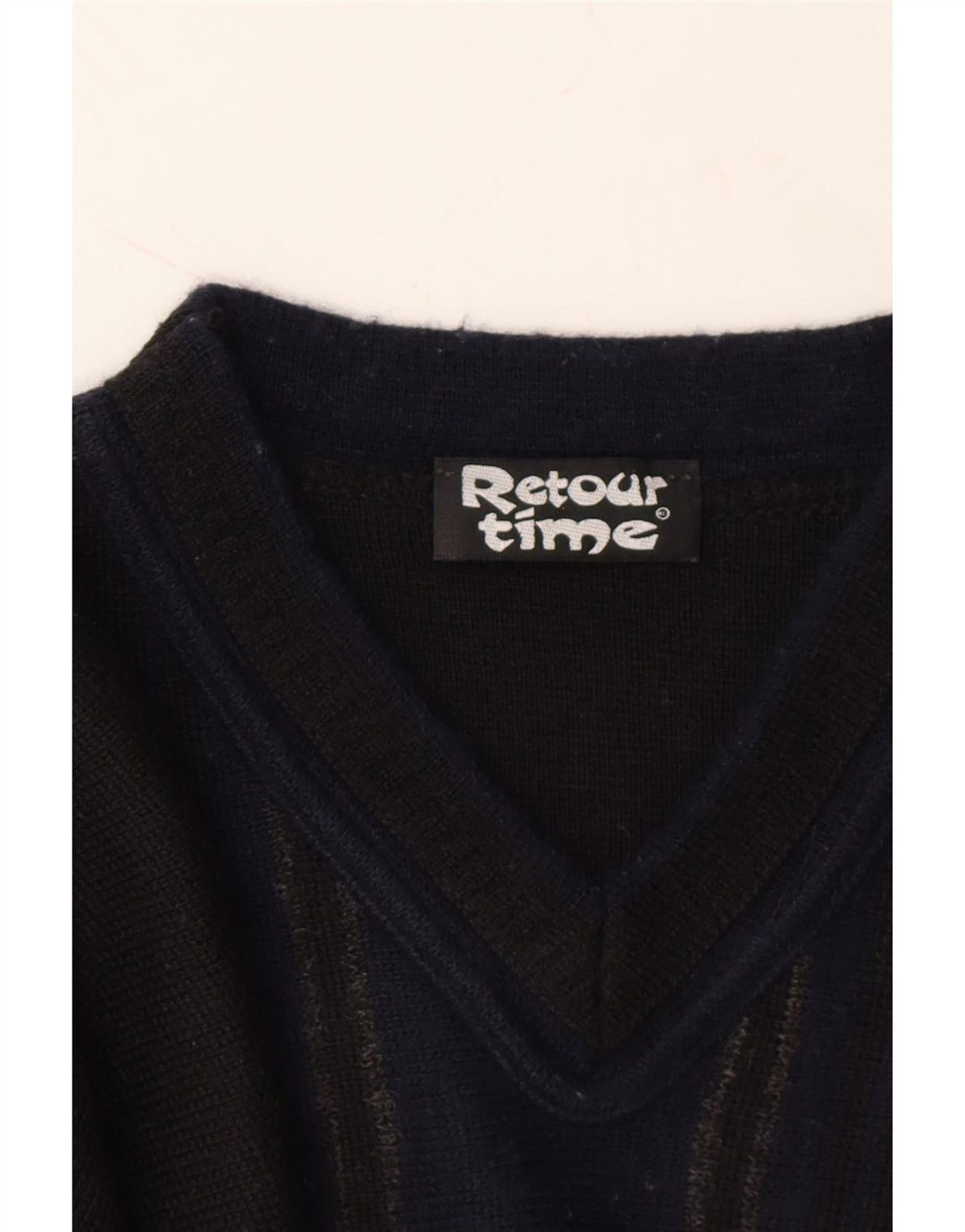 VINTAGE Mens V-Neck Jumper Sweater Medium Black Colourblock Wool Vintage Vintage and Second-Hand Vintage from Messina Hembry 