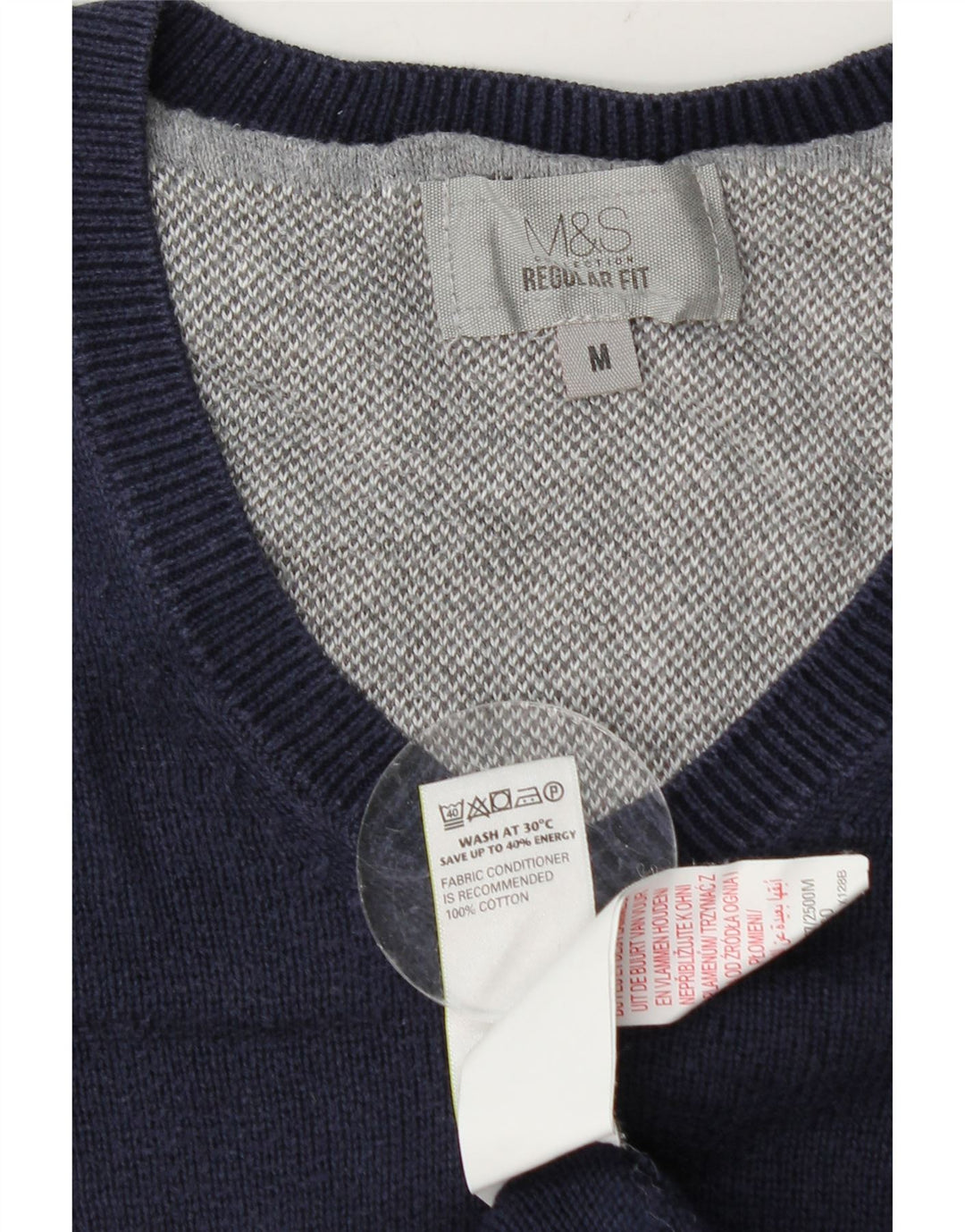 Maglione maglione con scollo a V vestibilità regolare da uomo Marks & Spencer blu navy medio