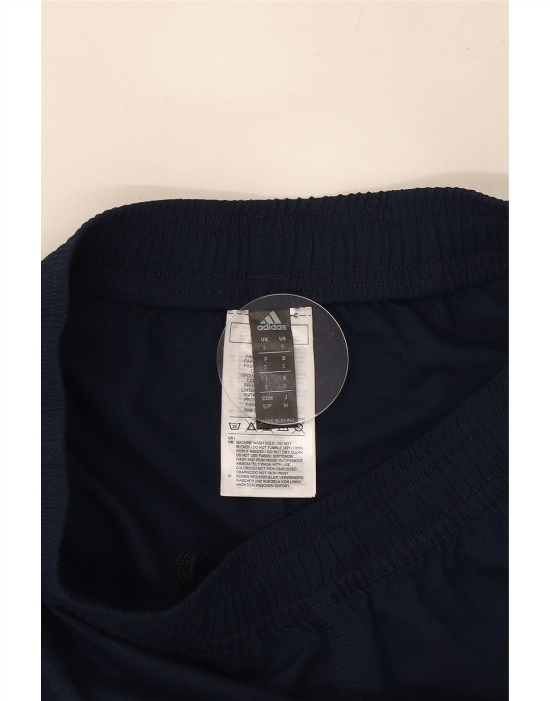 Pantaloncini sportivi grafici da uomo Adidas piccoli in poliestere blu navy