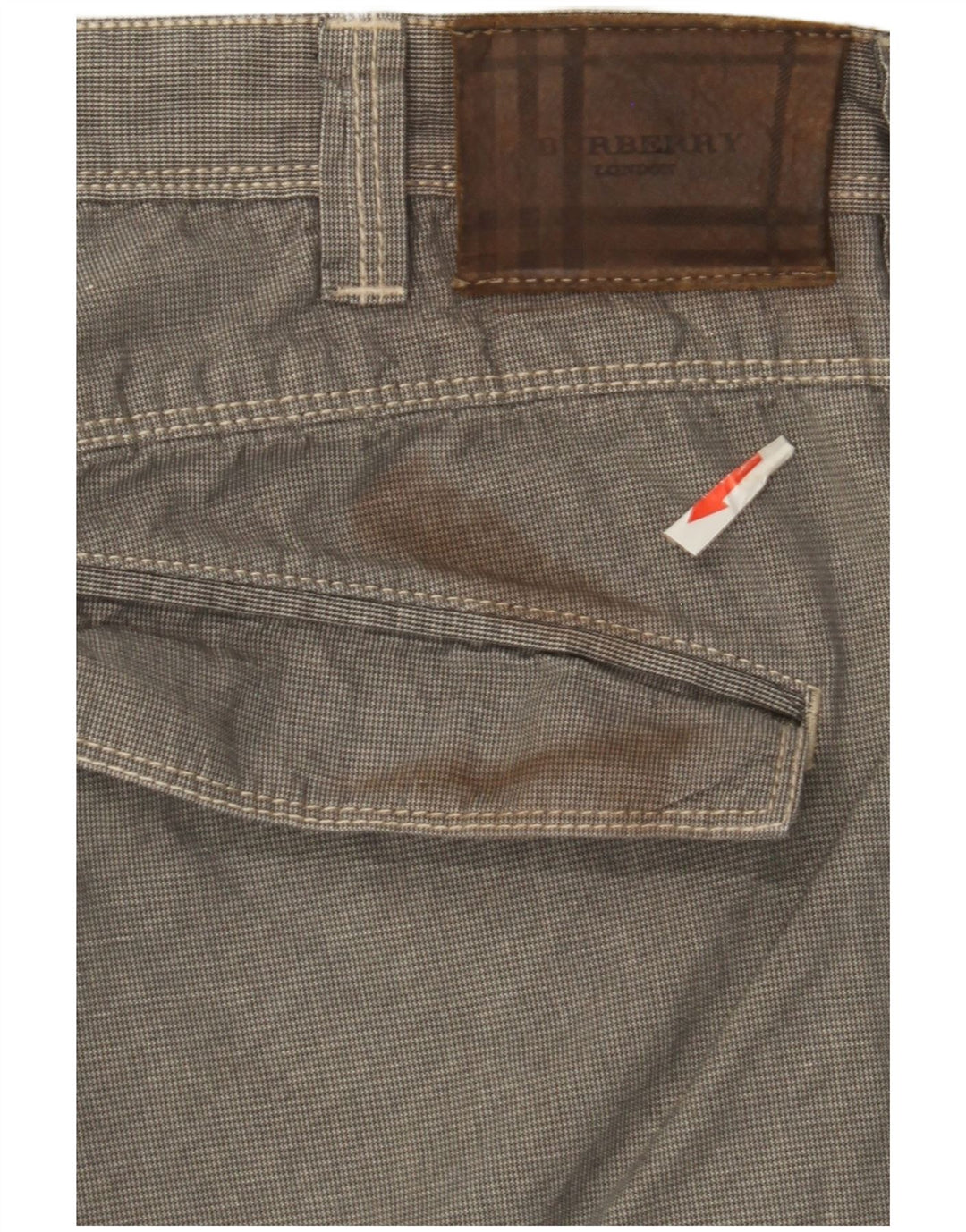 Pantaloni chino dritti da uomo Burberry W32 L34 Grigi