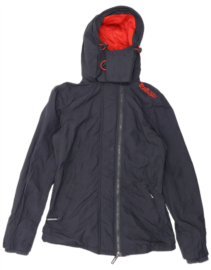Giacca antipioggia da donna Superdry The Windmac Graphic UK 10 Small Blu Navy