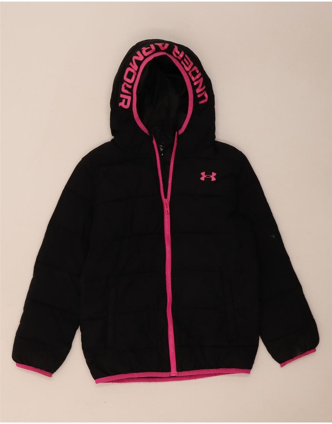 Giacca imbottita con cappuccio grafica per ragazze Under Armour 10-11 anni in poliestere nero