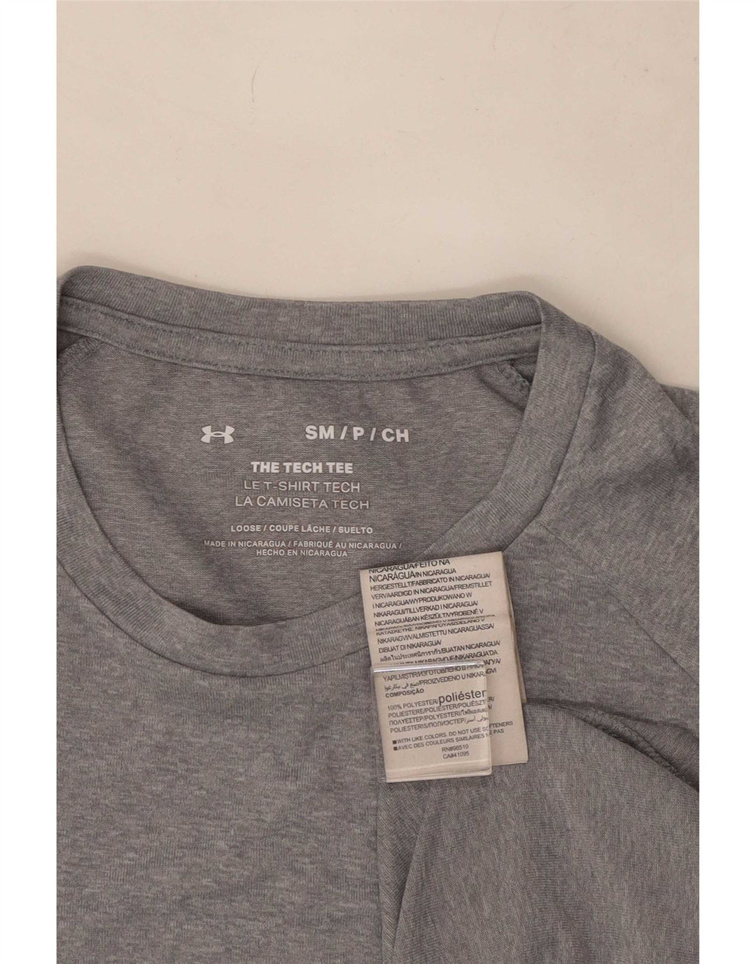 T-shirt da uomo Under Armour Top Small in poliestere grigio