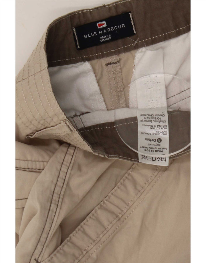Pantaloncini cargo Marks & Spencer da donna Blue Harbour W32 grandi in cotone beige