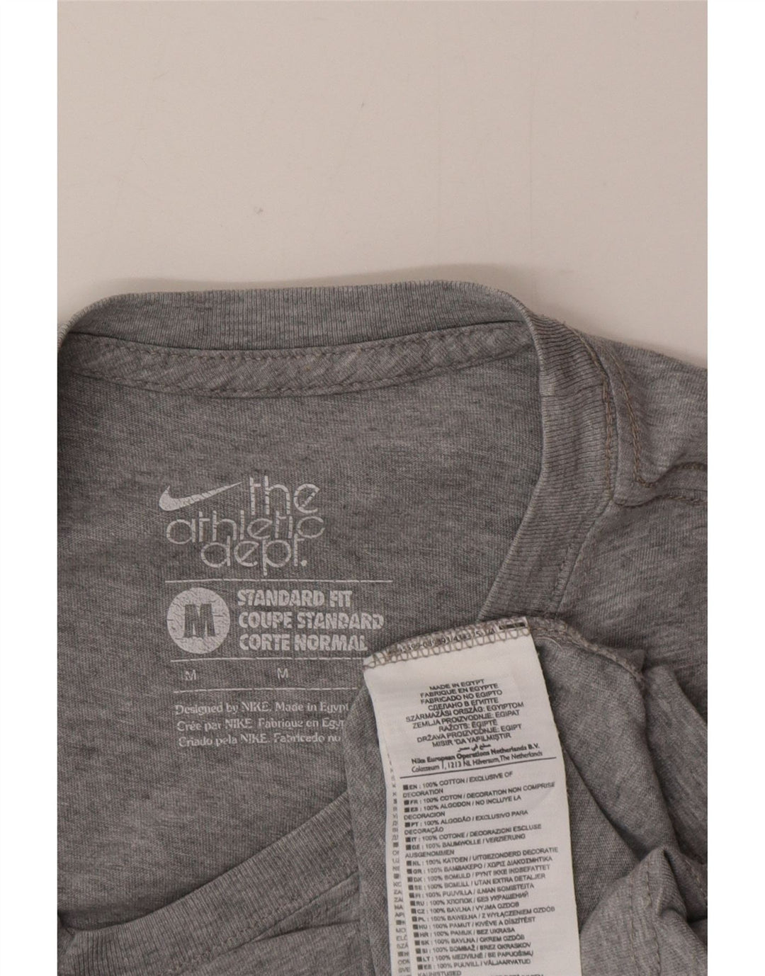T-shirt grafica Nike da uomo con vestibilità standard, top in cotone mélange grigio medio