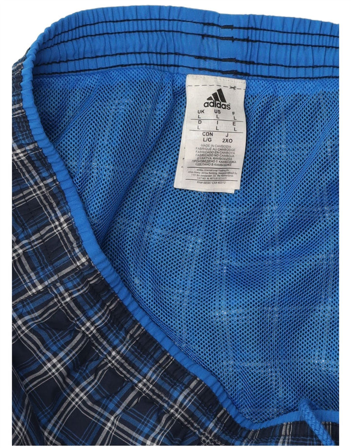 Pantaloncini da bagno da uomo Adidas grandi in poliestere a quadri blu navy