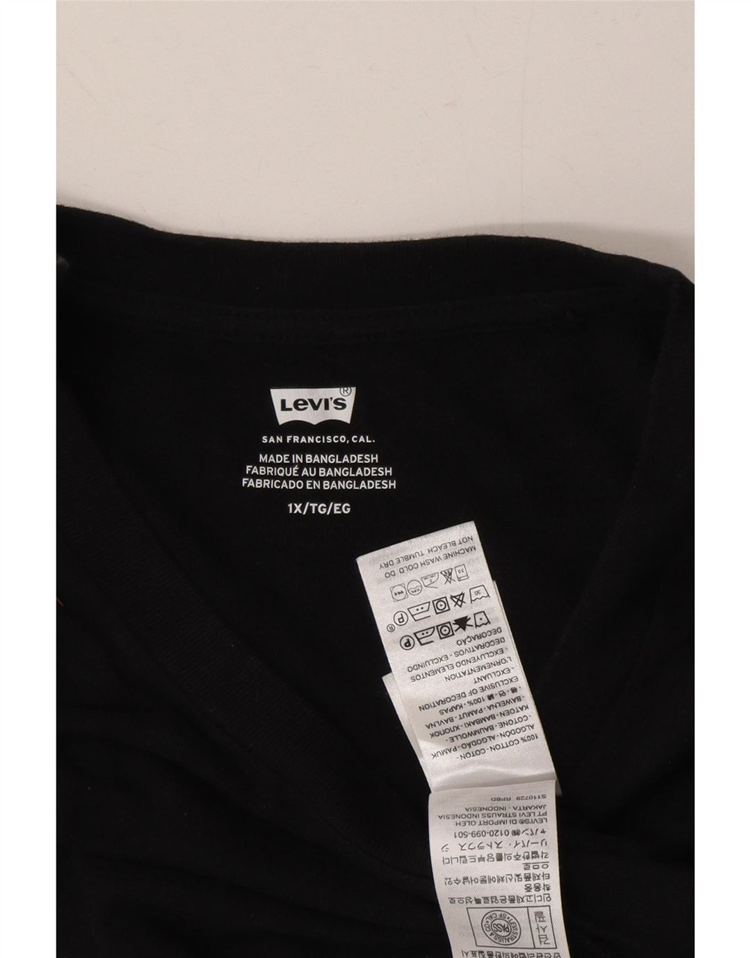 LEVI'S Womens T-Shirt Top XL Black Cotton Vintage Levi's and Second-Hand Levi's from Messina Hembry 