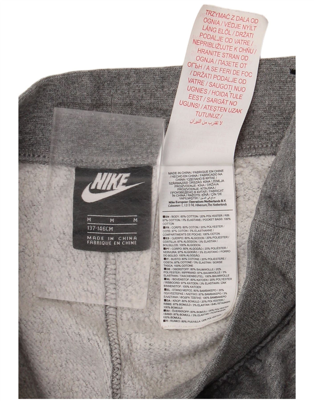 Pantaloni della tuta da ragazzo Nike Joggers 10-11 anni in cotone grigio medio