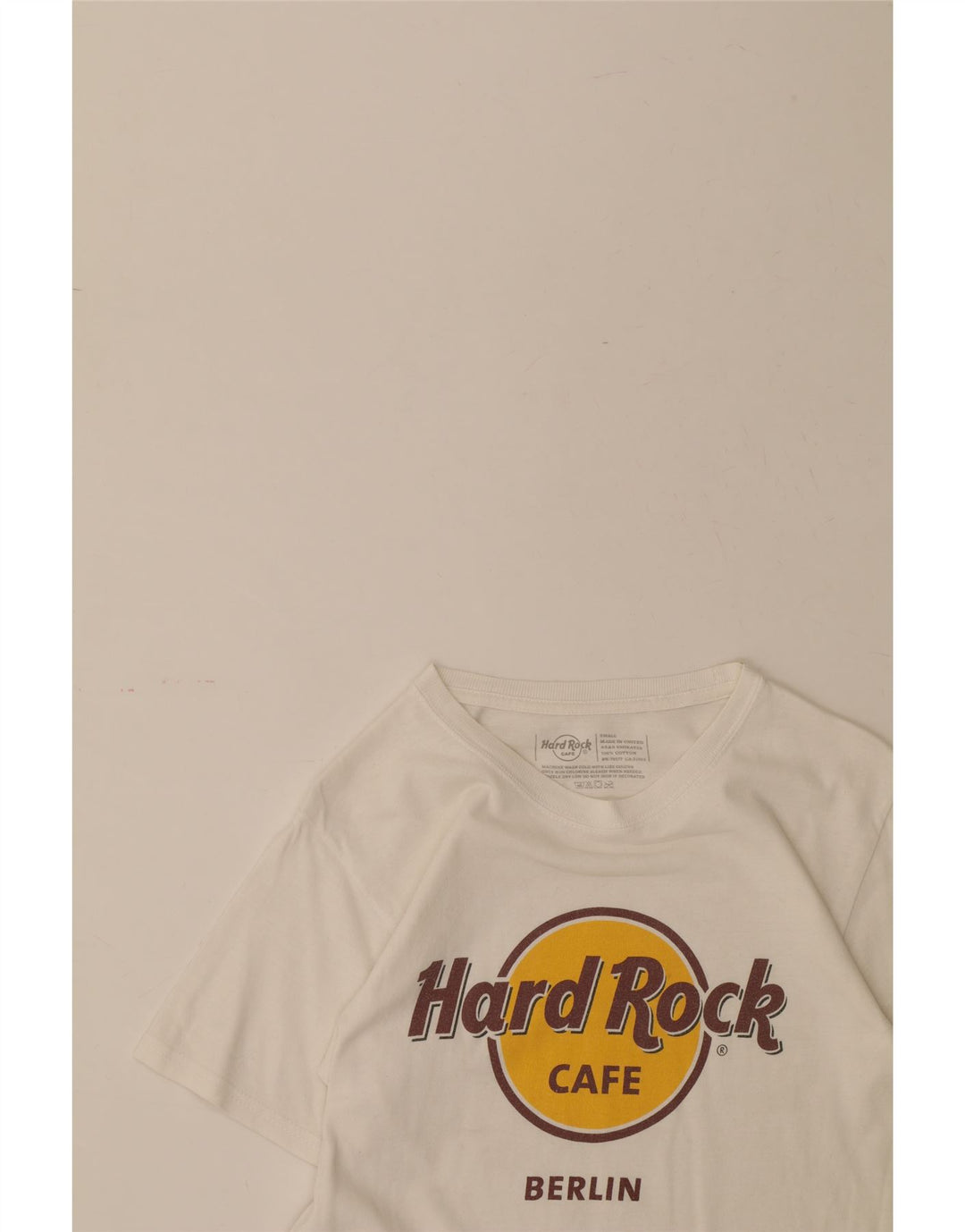 HARD ROCK CAFE Mens Berlin Graphic T-Shirt Top Small White Cotton Vintage Hard Rock Cafe and Second-Hand Hard Rock Cafe from Messina Hembry 