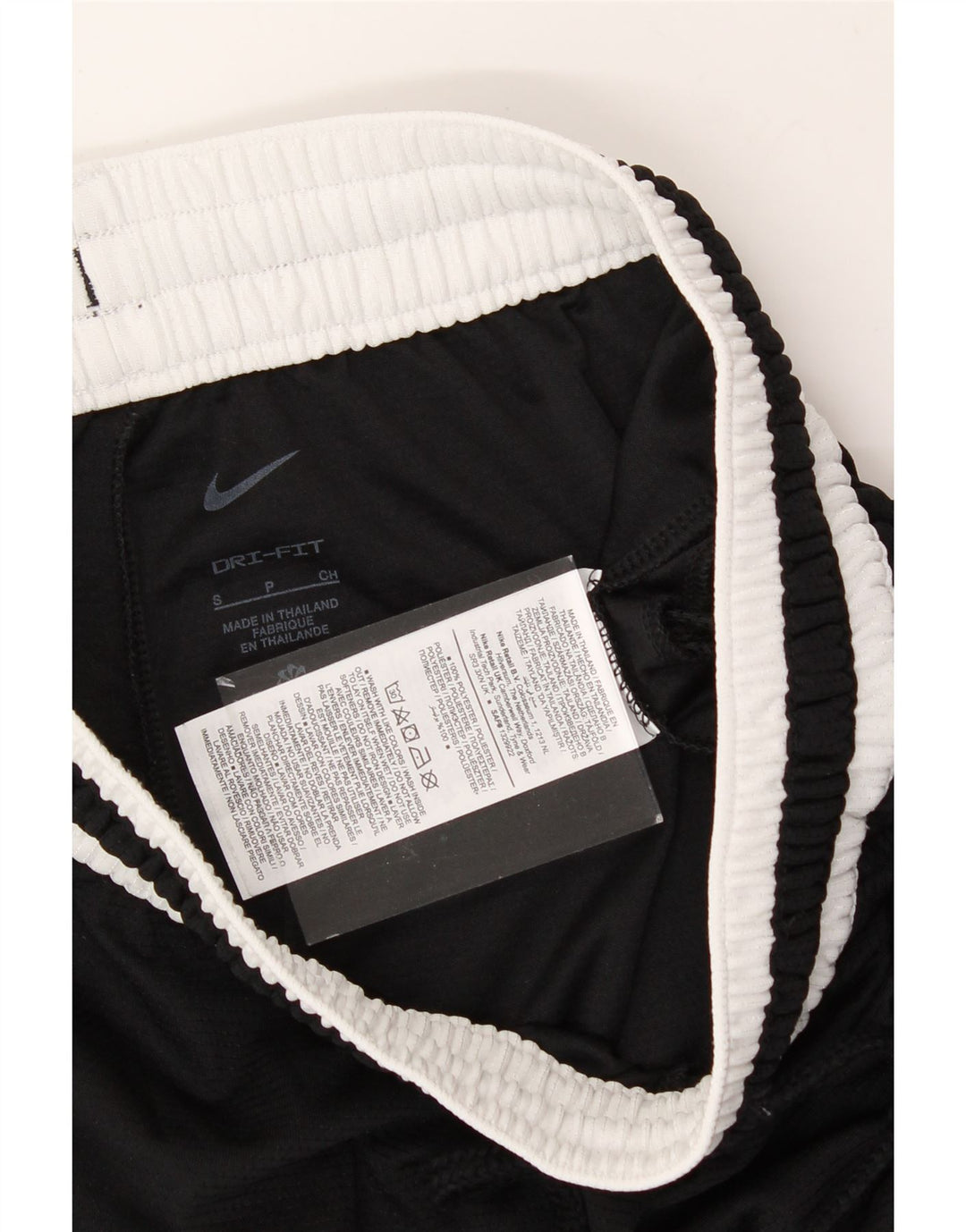 NIKE Mens Sport Shorts Small  Black Polyester Vintage Nike and Second-Hand Nike from Messina Hembry 